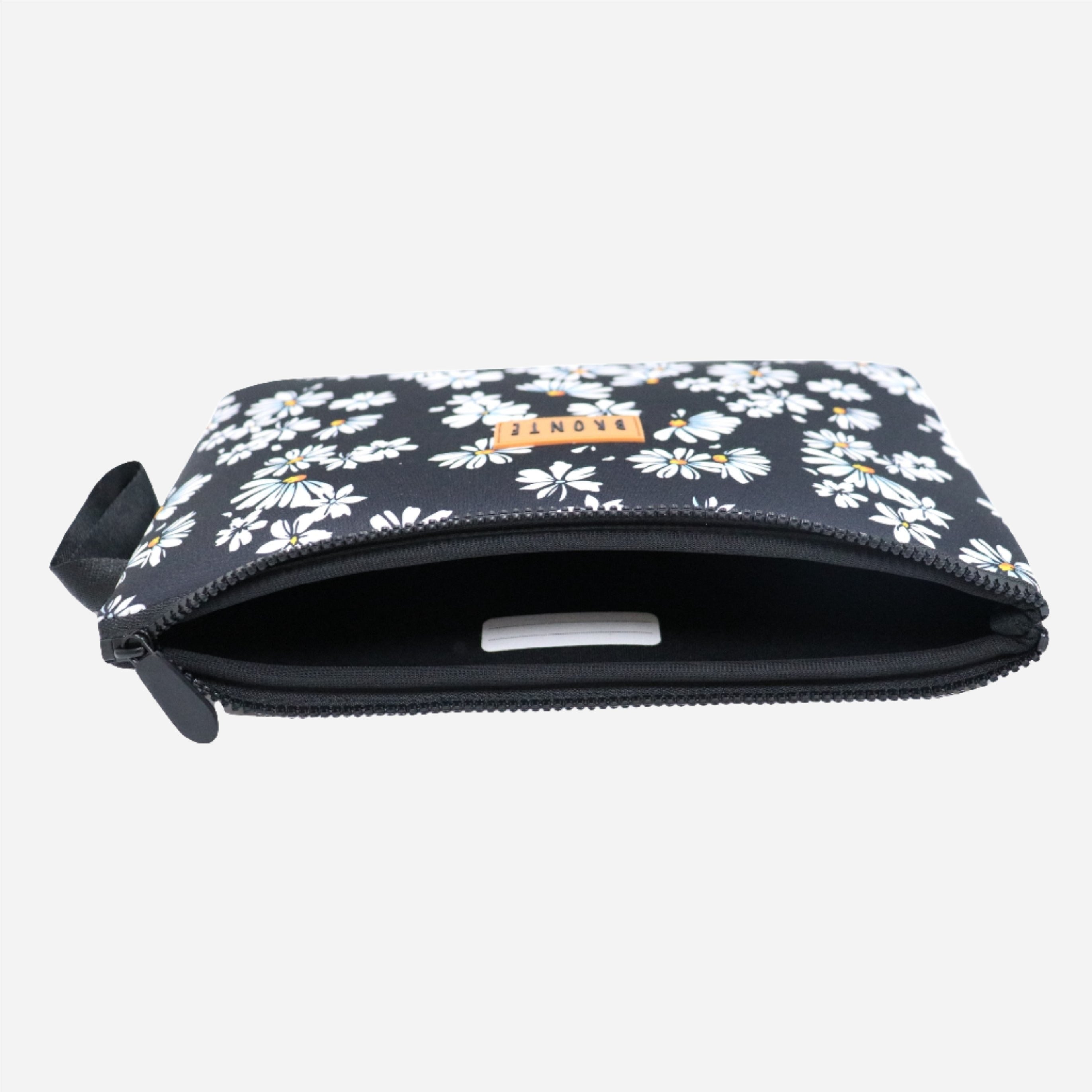 Camo with Red Stripe Neoprene Makeup Bag – Dawson & Daisy Boutique